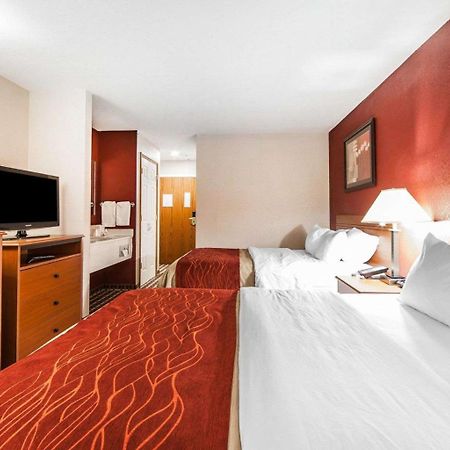 Quality Inn Seaman Εξωτερικό φωτογραφία