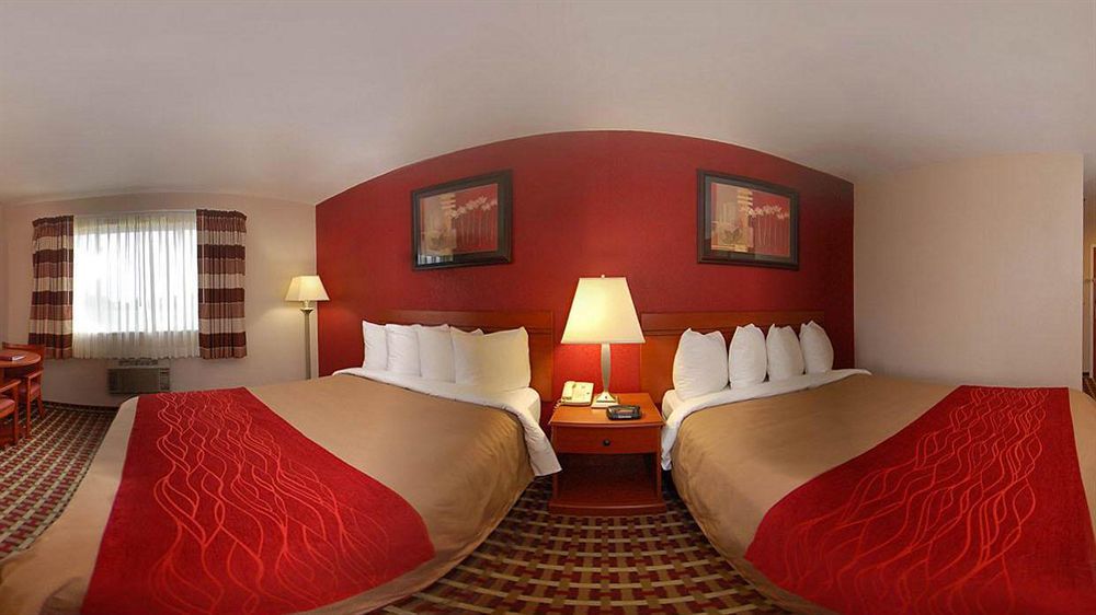 Quality Inn Seaman Εξωτερικό φωτογραφία